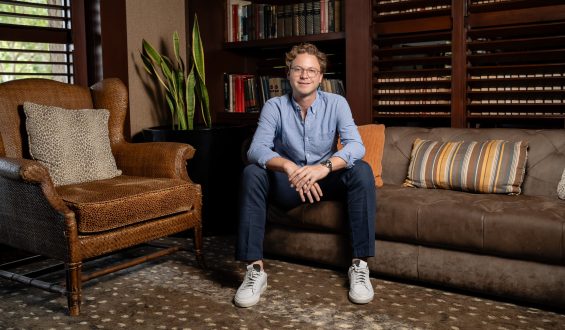 Gustavo Santoscoy García CEO de GS Sports Management, un apasionado del deporte.